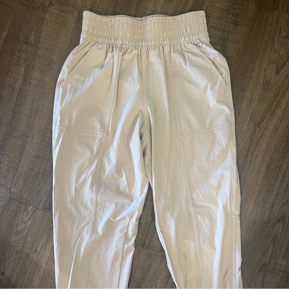 Calia by Carrie Underwood Zip Ankle Joggers Cream Athleisure Studio Pants XXS - Picture 3 of 7